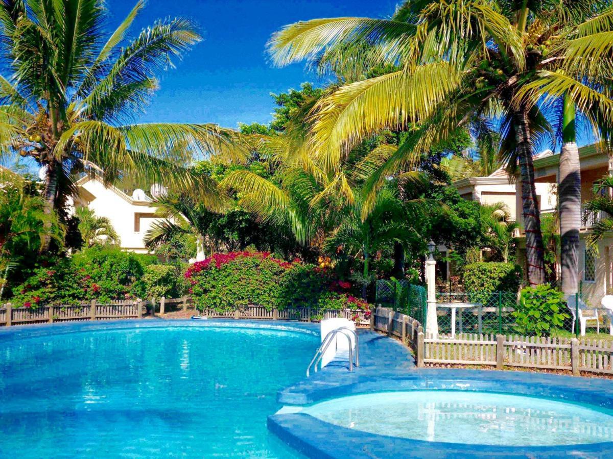 Beachfront 2 Bedroom-House - Tilacaze Flic en Flac Exterior foto